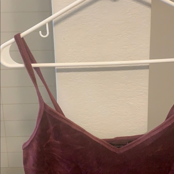 Purplish maroon crop top - Picture 2 of 3